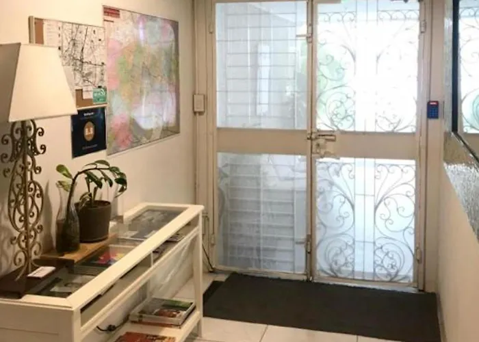 Apartment 12/14 *