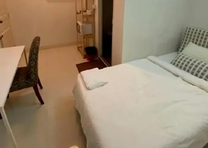Apartment 12/14